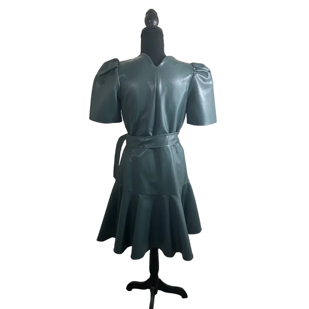 NWOT Women's Cartolina Nantucket Dress Size S Green